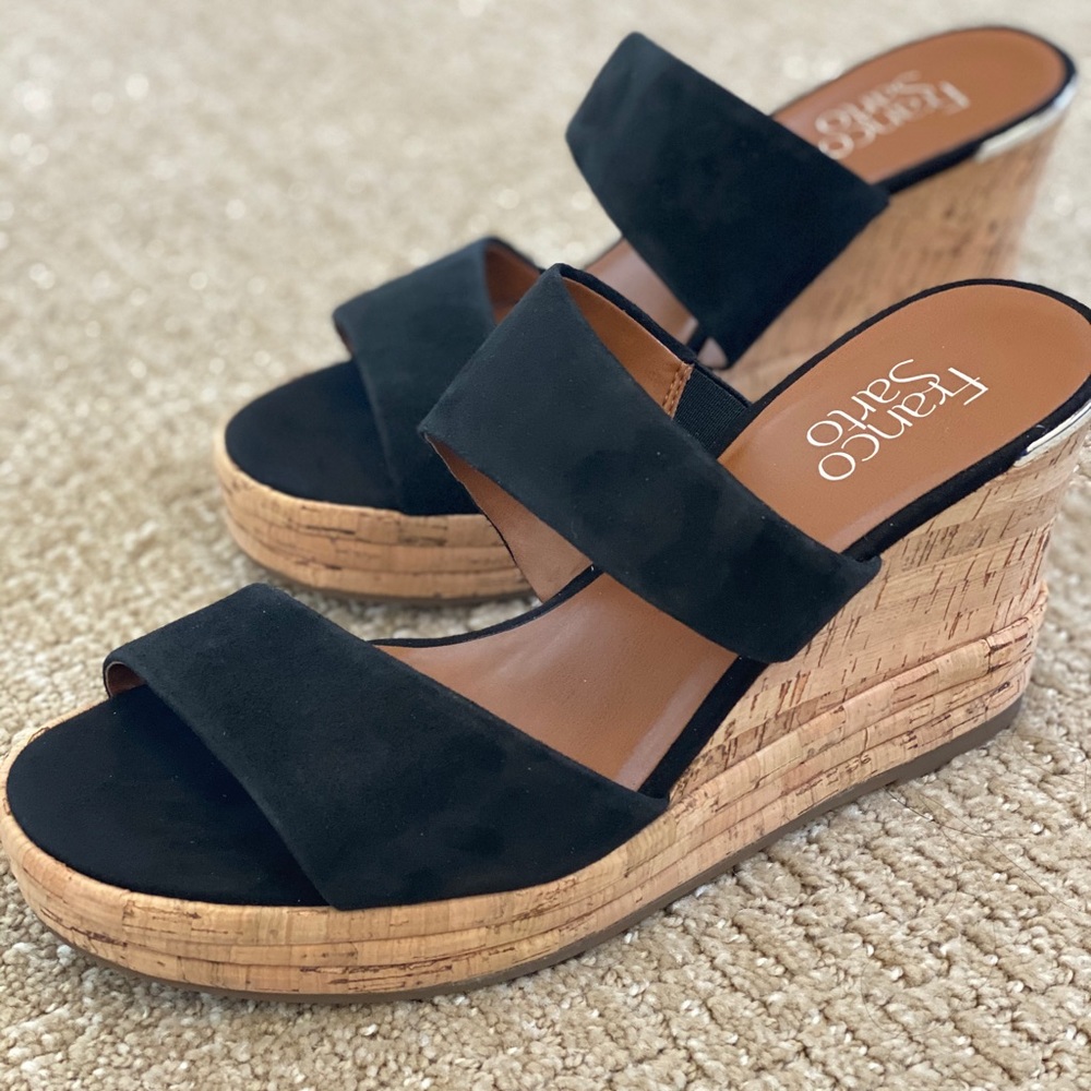 Black Wedges